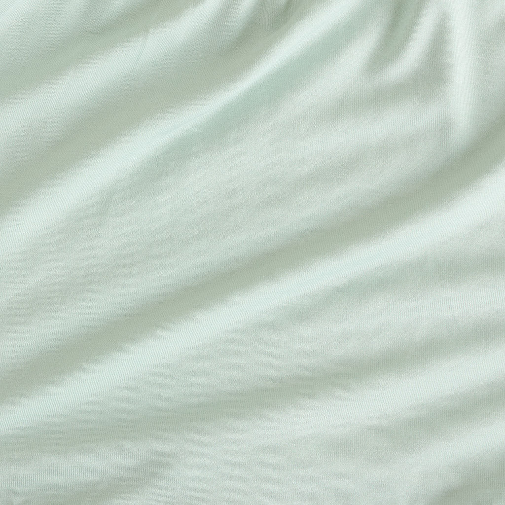 Surf Spray Scallop Crew Socks