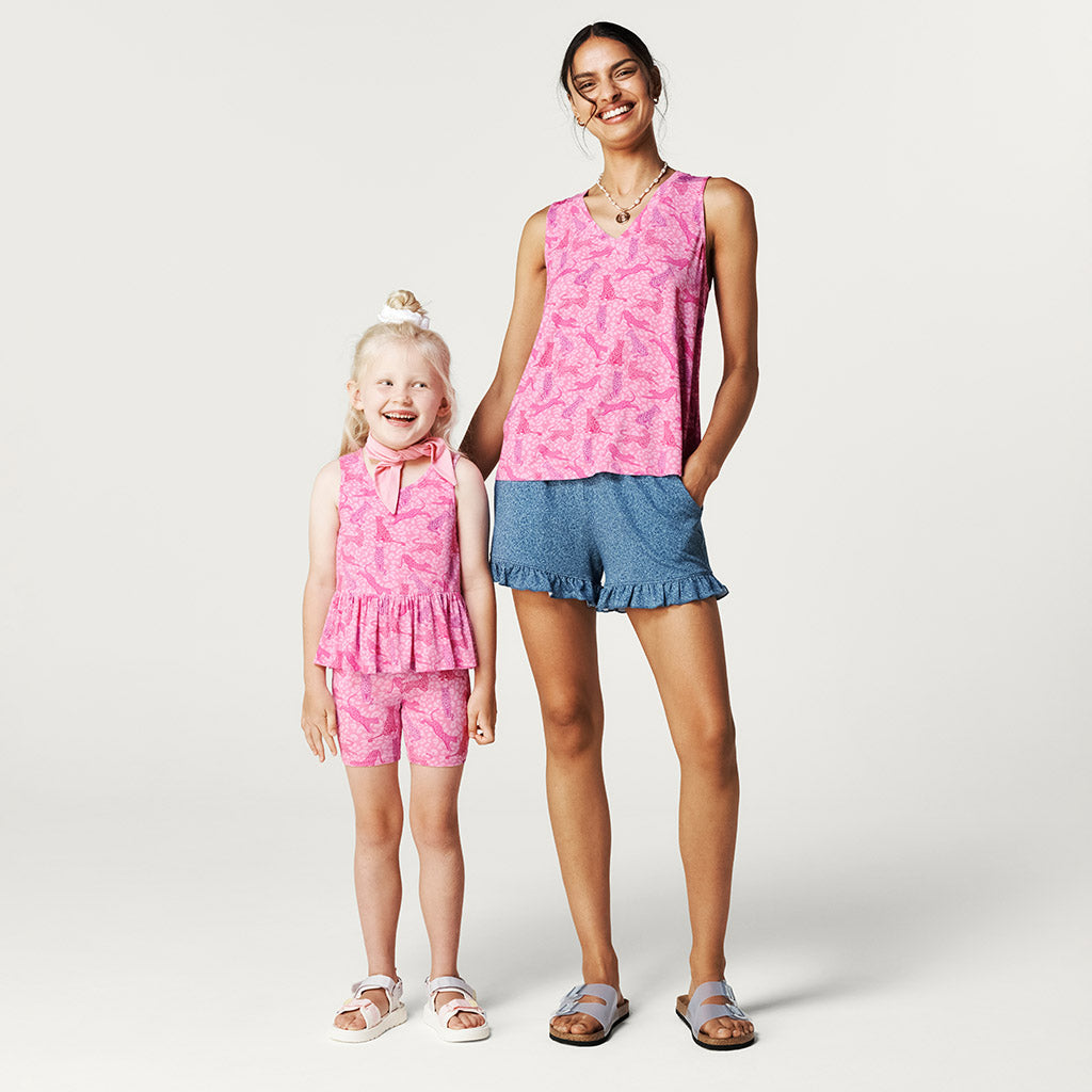 Le Chat Women's V-Neck Tank