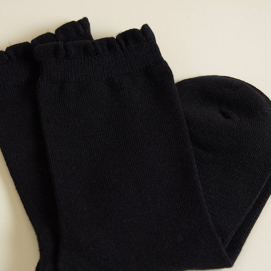 Black Scallop Crew Socks