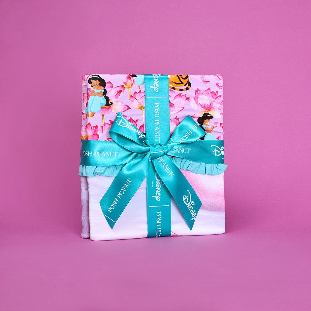 Disney Princess Jasmine & Jasmine's Castle Ruffled Luxette Patoo? Blanket