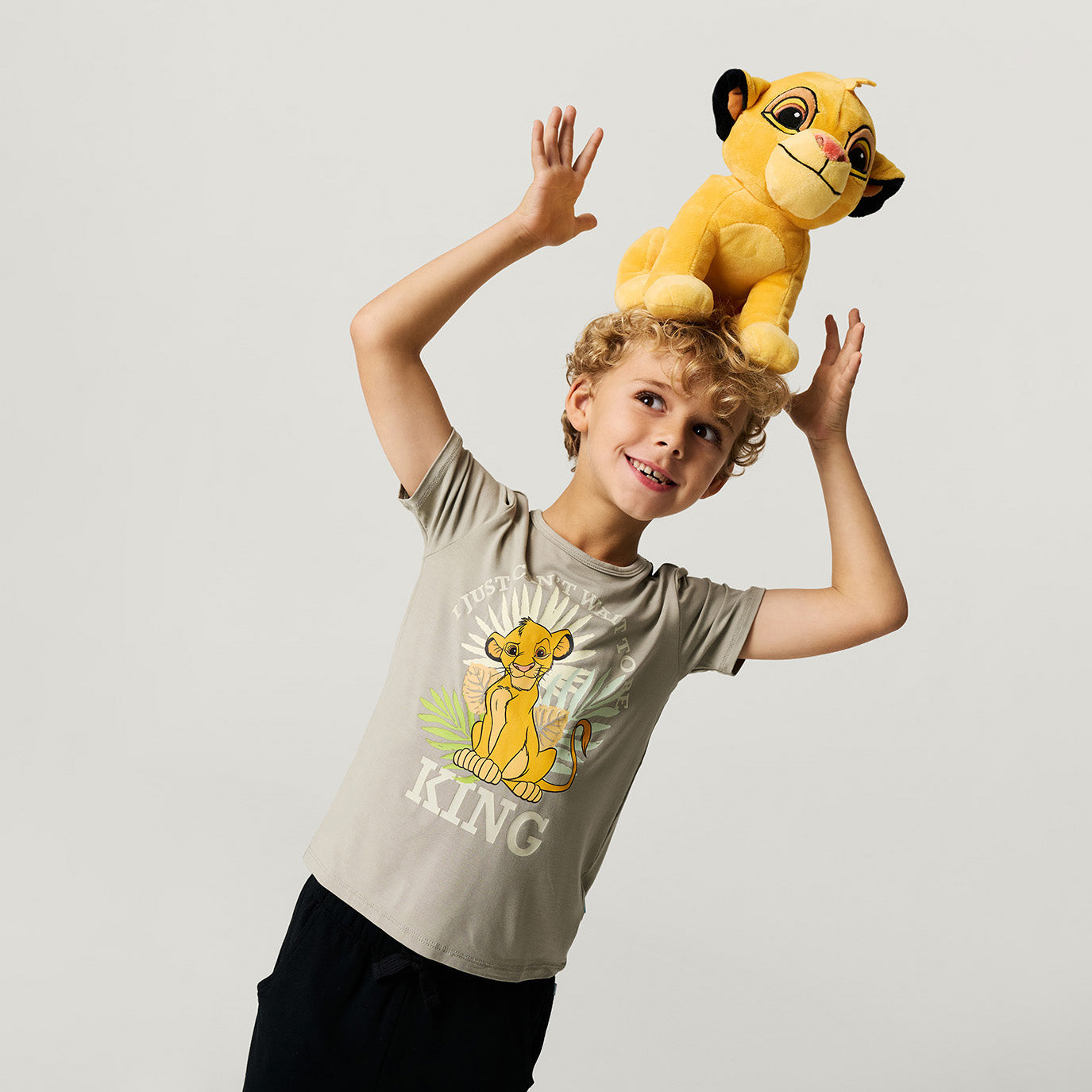 Disney Simba King Classic Graphic Tee